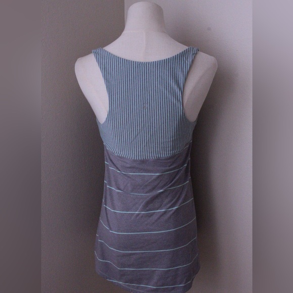 •lululemon• - Picture 3 of 4